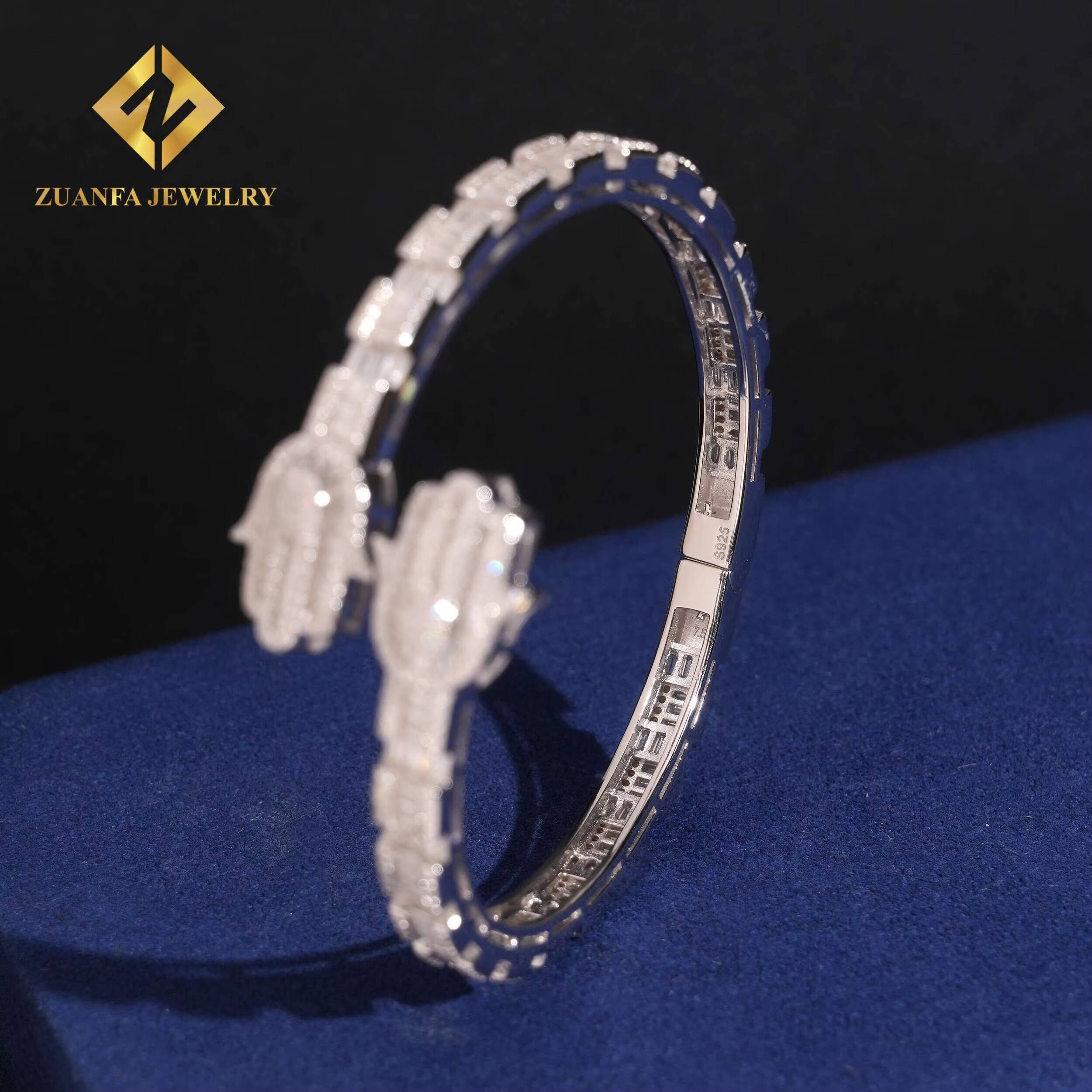 New Arrival Designs Moissanite Bracelet 925 Silver Hand Shape Pass Diamond Tester Moissanite Womens Bracelet Hot Sale with GRA