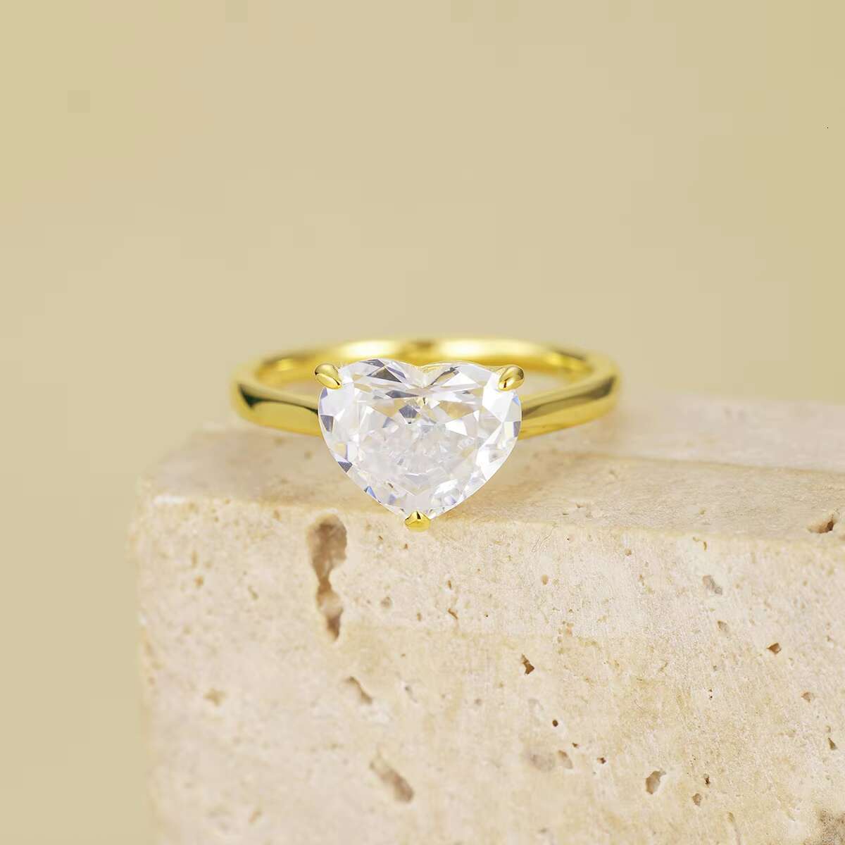 Topsale Custom Alexandrite Fine 925 Silver Jewelry 1ct Mossanite Diamond Engagement 18k Gold Minimalist Heart Rings for Women