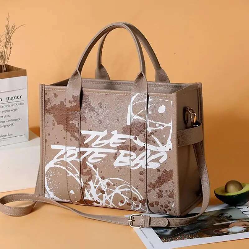 Luxury Designer Fashion Letters Tote Bag Designer Women Handbags Pu Leather Shoulder Crossbody Bags Large Capacity Shopper Purses