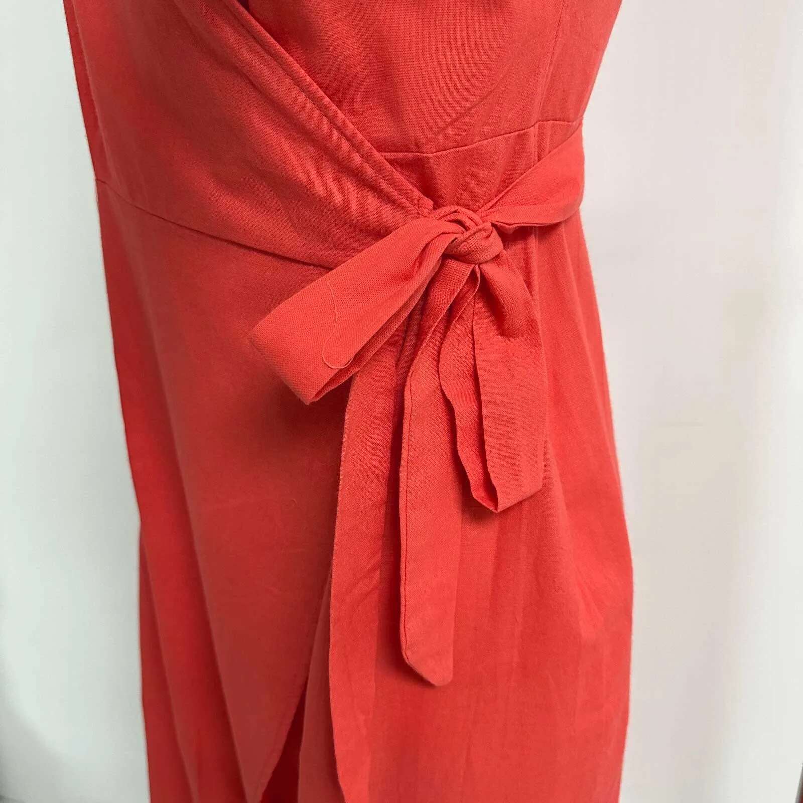 Dongdumaoyi Spaghetti Elegant Ladies Dresses Summer Sale Satin V Neck Lace Up Slim Waist Dress Short Sleeve For Women
