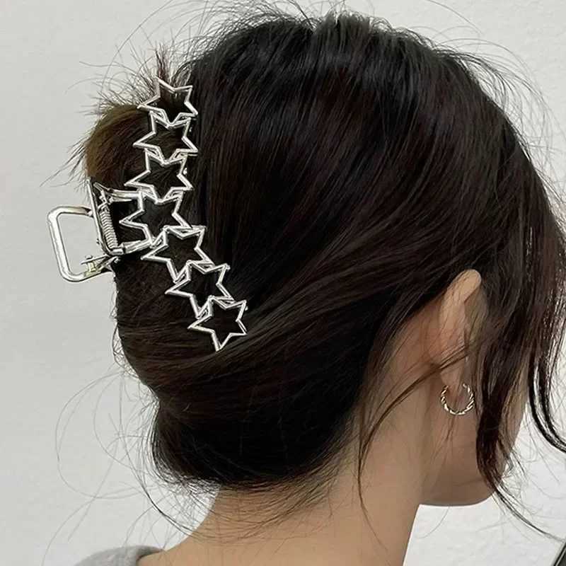 Silver Y2K hollow star hair claw sweet pentagonal heart-shaped cool girl charm trend hair clip female beauty and hairdressing accessoriesT250425