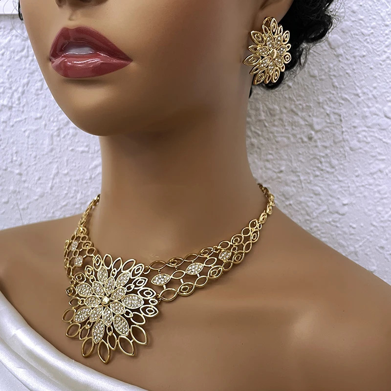 Jewelry Set For Women High Quality 18K Gold Plated Dubai Jewelry Necklace Earring Ring Bracelet Trending 250417