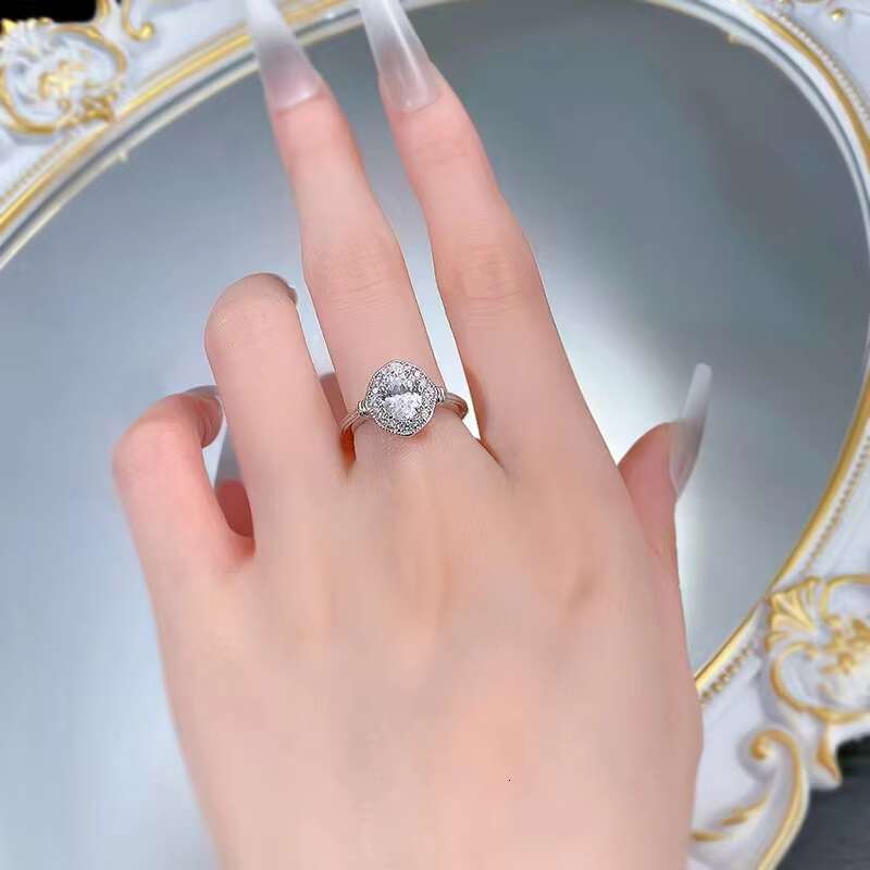 High Quality 1.5ct D Color Oval Cut Moissanite 925 Sterling Silver Womens Wedding Ring with 18K White Gold Plating