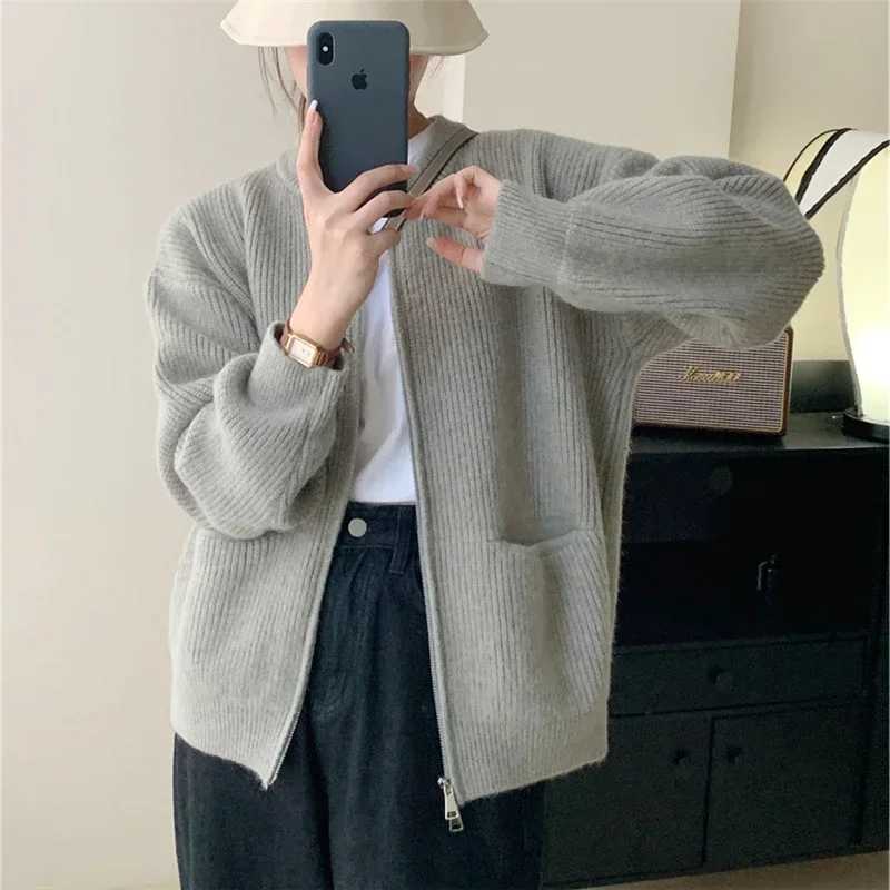 Womens Sweater Jacket Autumn Winter Retro Solid Color Double Zipper Knitted Cardigan Loose O Neck Oversized Sweaters for WomenT251125