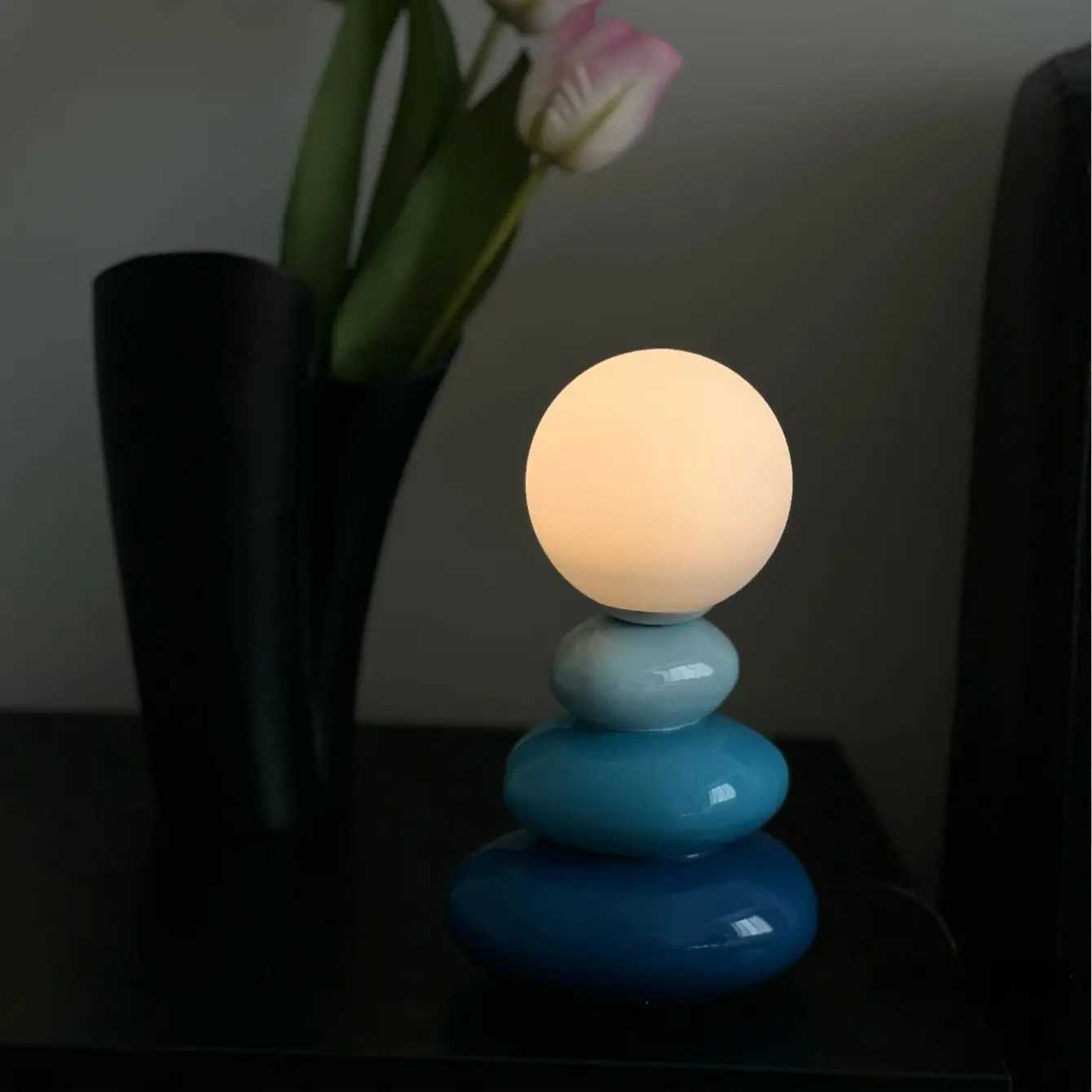 Colorful Stone Table Lamp LED neutral light Bedroom Bedside lustre Lamp Creative Nordic Stacked Stone ShapeM251125