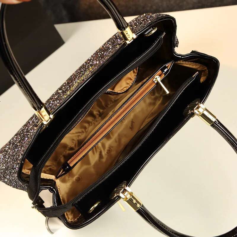 Spring new patent leather crocodile-print rhinestone handbag banquet dress large-capacity one-shoulder cross-body women's bag