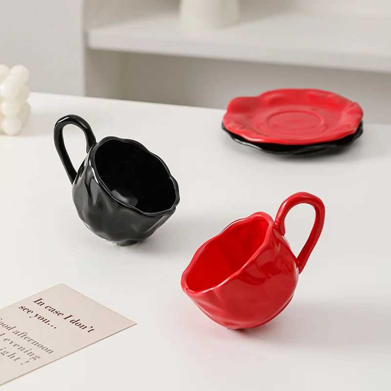 200ml Black Red Macaroon Creative Hand Squeezed Pinched Ceramic Coffee Mug Cup With Saucer For Cafe Restaurant Table Decor 1 PC Y251125
