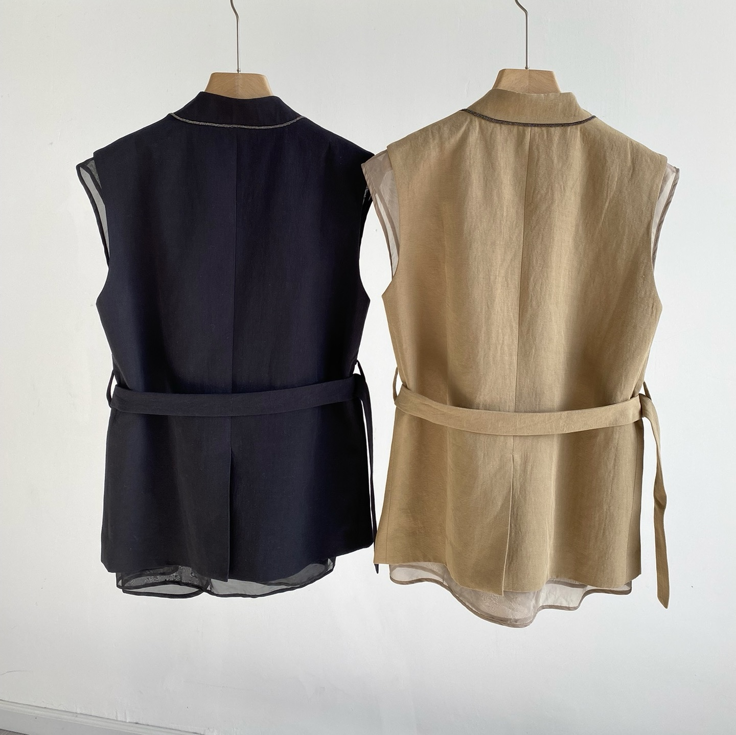 Vogue Paris 2025 Fashion Week Show jacket Customized Fashion Tailored clothing mens and womens Fashion Paris.M66