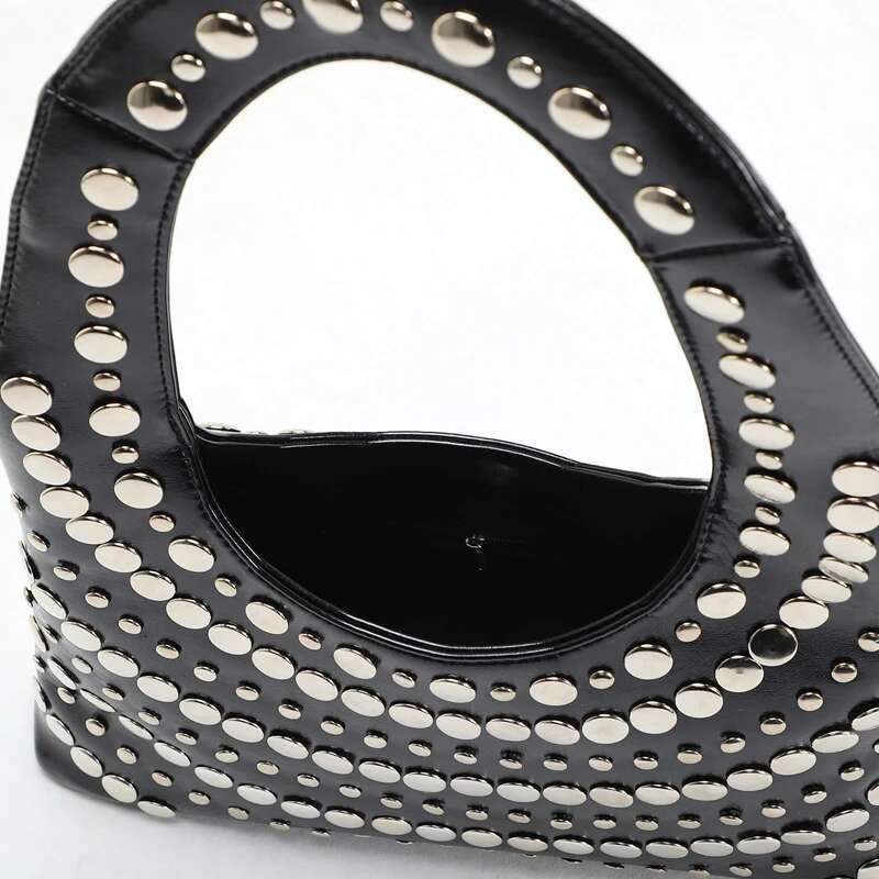 Designer Bag 2025 Vintage Rivet Women Shoulder Bags Punk Style Lady Handbags Angola Red Underarm Bag Fashion Trend Small Tote Female Purses 2025 Luxur