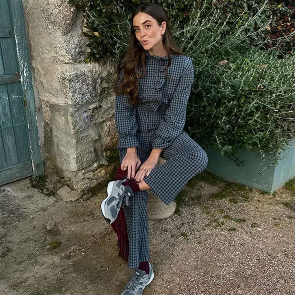 Pb&Za 2024 Spring New Women's Fashion Temperament Casual Versatile Bubble Sleeve Plaid Long Jumpsuit