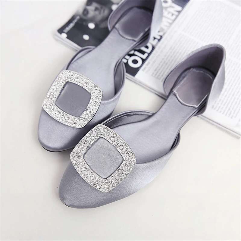 Spring and summer new round toe hollow rhinestone buckle flat silk shoes banquet daily large small size women's sandals