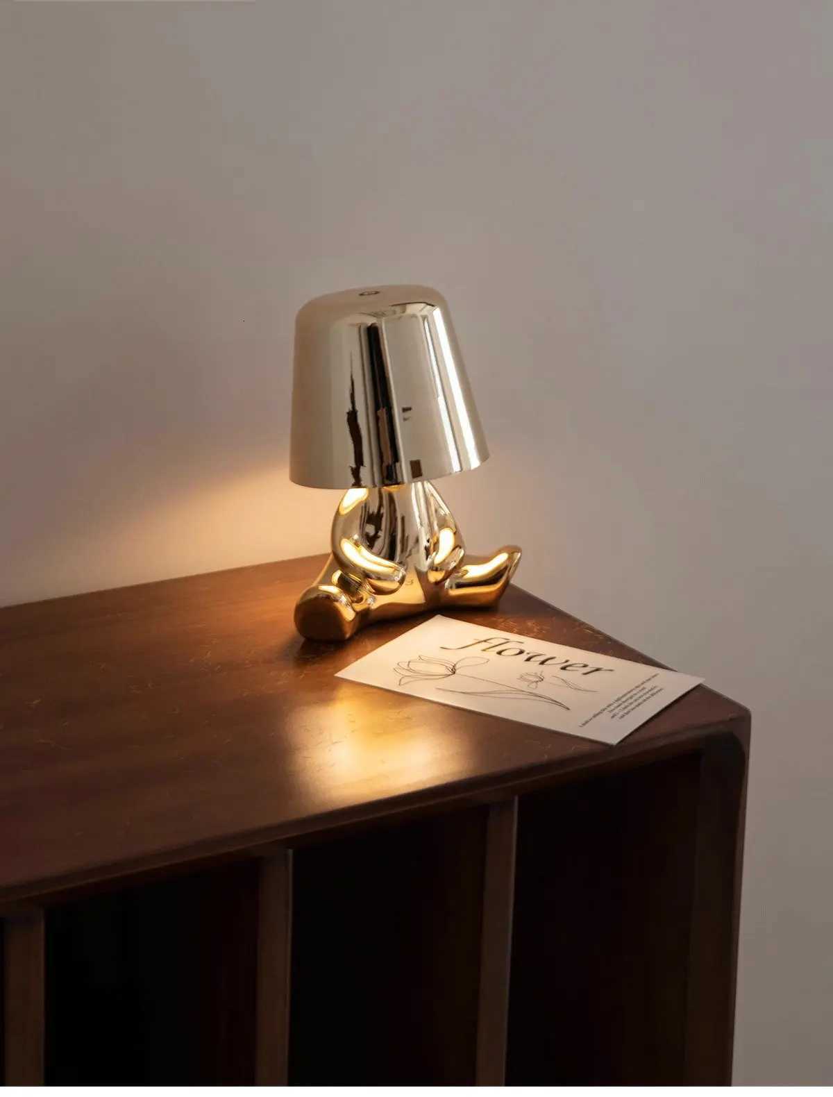 Nordic style little golden man USB charging desk lamp touch switch desktop decor night light luxurious resin desk lamp YX856GLM251125