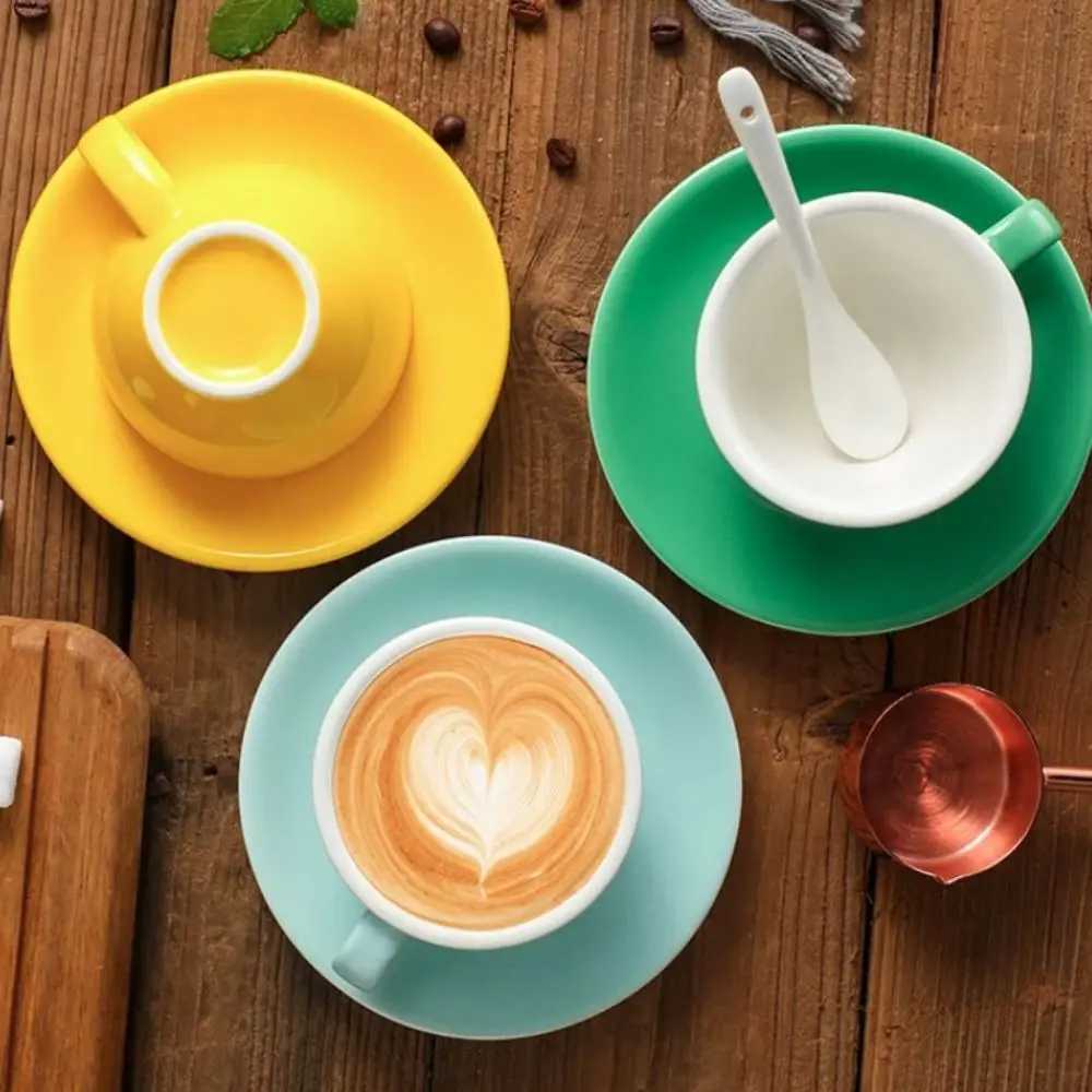 Minimst 220ml Ceramic Coffee Cup Solid Color with Base Couple Mug European Style Tea Cup Latte Y251125