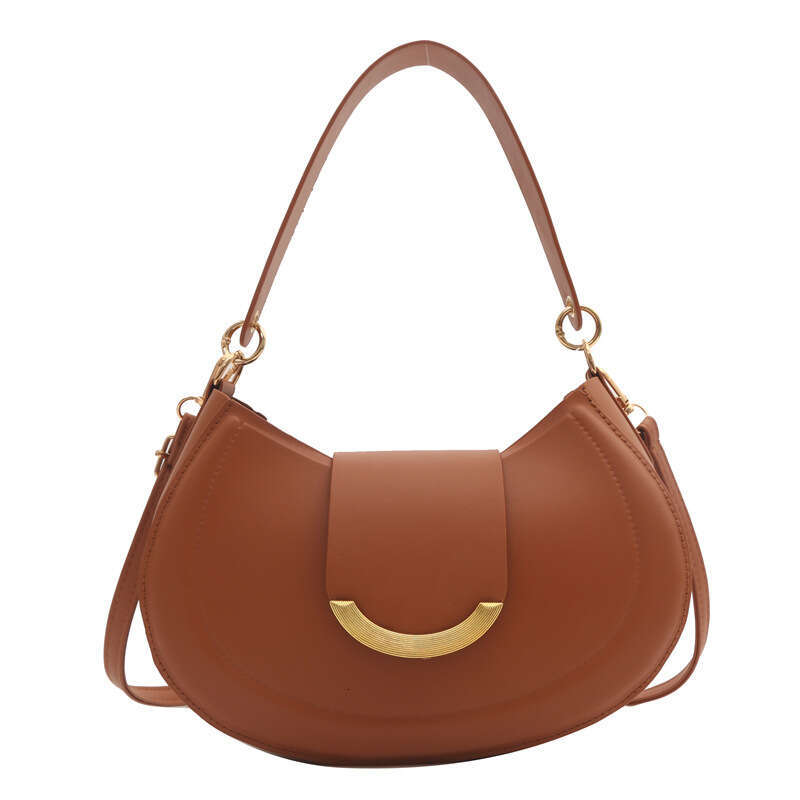 Fashionable versatile fresh round high-quality this year's trend is solid color bags niche designs diagonal shoulder bags