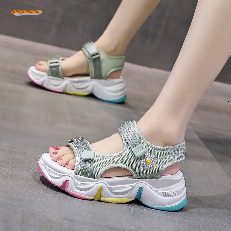 Summer 2022 Rubber Flat Bottom Sandals round Toe Magic Tape Slip-On Small Fragrance Style Ladies Casual Shoes ddmykukumalu