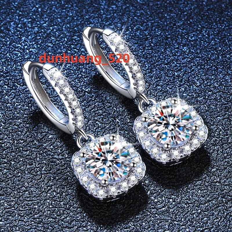 Fine Jewelry Women Luxury Earrings White Gold Plated 925 Sterling Silver Iced Out VVS D Color Moissanite Diamond Earrings For Girls Womenn 0.5t 1ct 2c