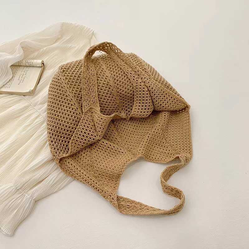 New Summer Trendy Woven Womens Bag Handheld Woven Bag Fashion Western Single Shoulder Mesh Bag Seaside Travel Straw Weaving