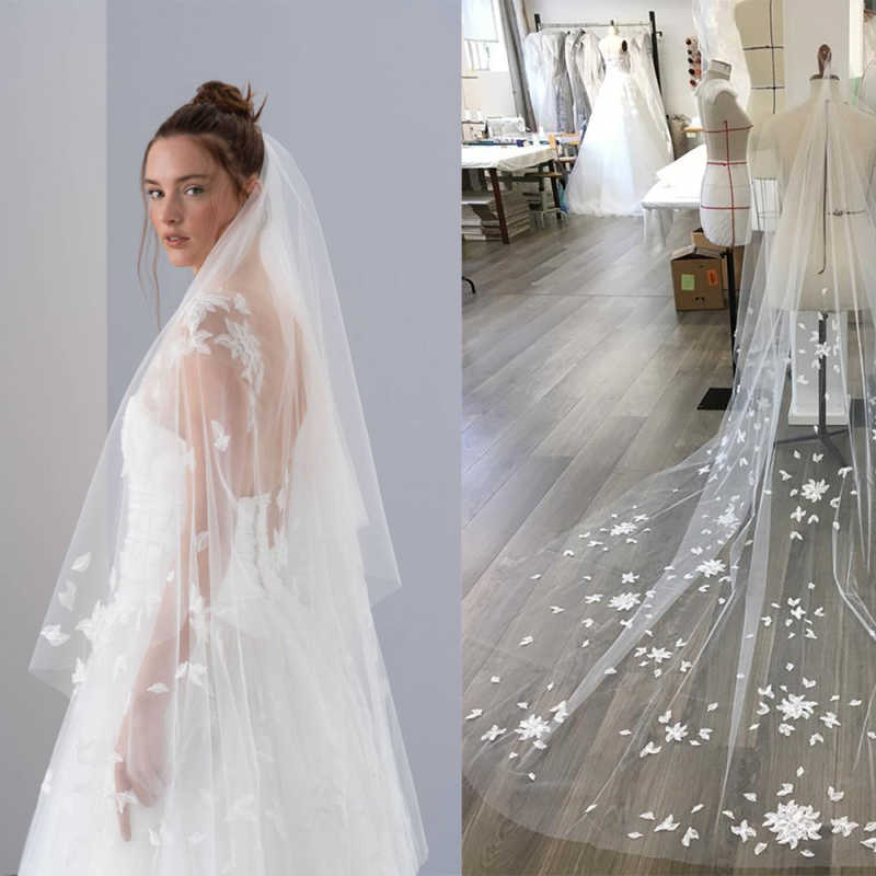 Elegant 3 Meters White Ivory Wedding Veils with Appliques Long Lace Edge Bridal Head Veil with Comb For Marriage Bride Women's Accessories Custom