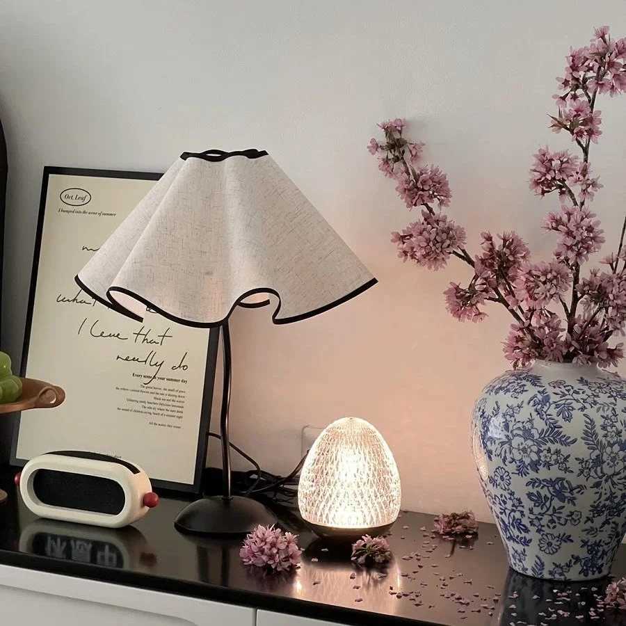 LED Table Lamp Nordic Petal Fabric12W Tricolour Light US/EU For Living Room Home Bedroom Atmosphere Decoration LED Night LightM251125