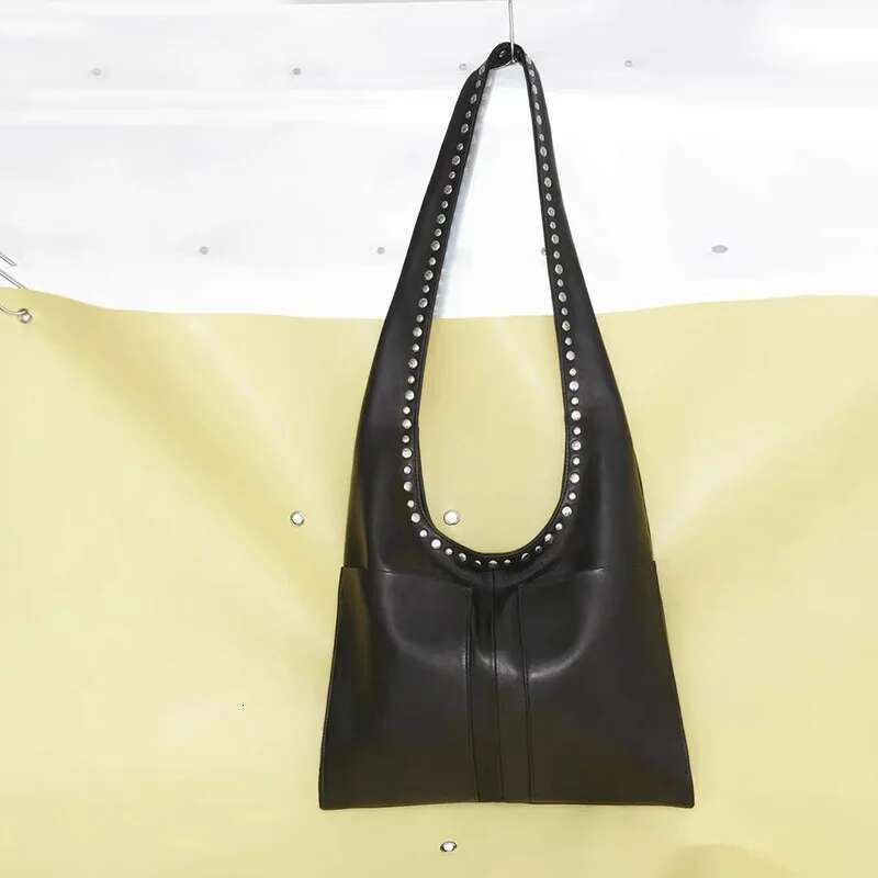 Designer Bag 2025 Vintage Rivet Suede Women Shoulder Bags Large Capacity Tote Bag Soft Pu Leather Handbags Autumn Winter Shopper Purses Luxury Bag