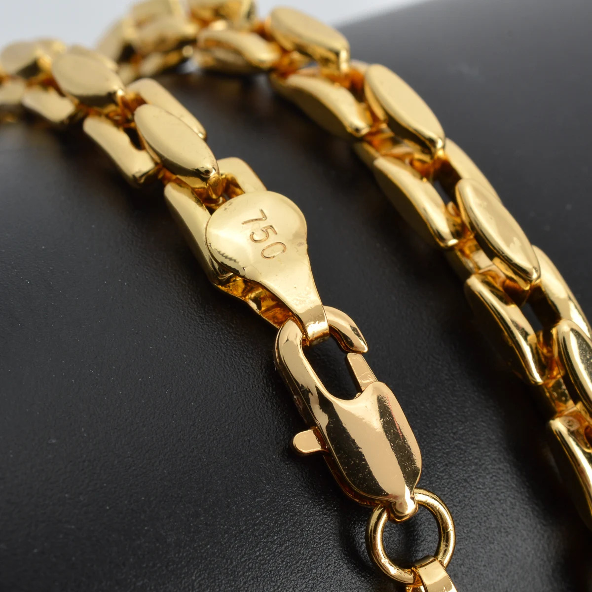 Dubai 18k Gold-Plated Hiphop Link Chain Necklace For Women Man Statement Gold Color Choker Classic Trendy Wedding Party Gifts 251118