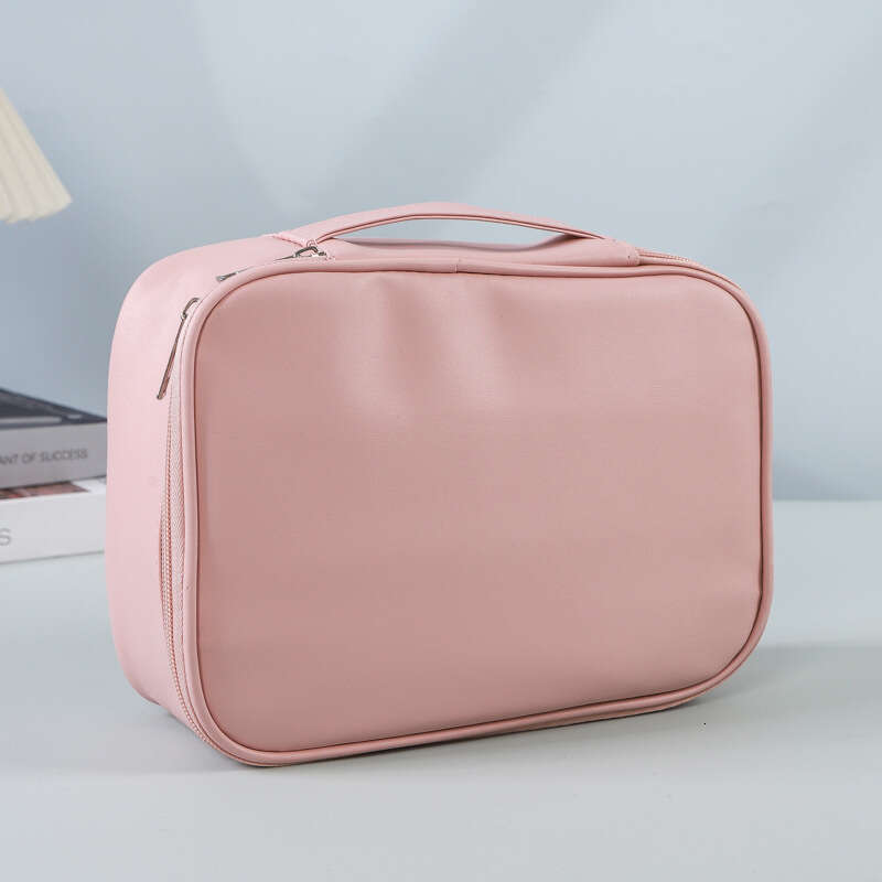 with large capacity high aesthetic value. Cosmetic storage bag, in hand to guard against water washing and rinsing bags. Makeup bag
