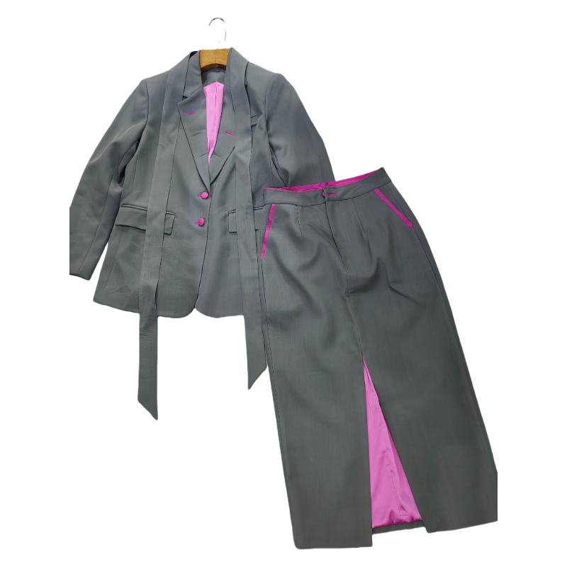 Vogue Paris 2025 Fashion Week Show jacket Customized Fashion Tailored clothing mens and womens Fashion ParisM64