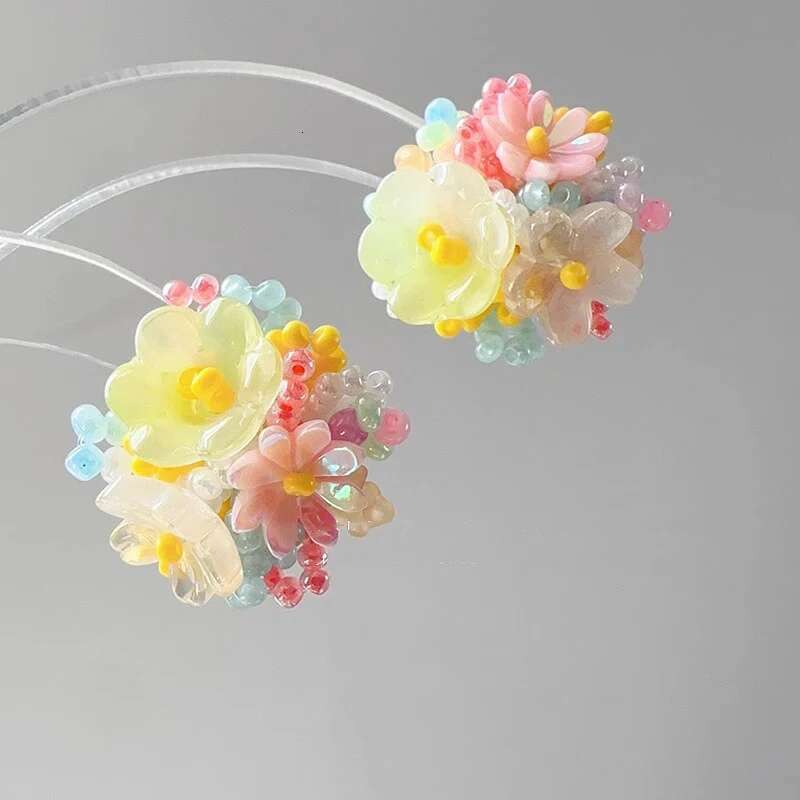 New Exquisite Colorful Round Stud For Women Romantic Beads Flower Earrings Sweet Fashion Ear Jewelry Accessories