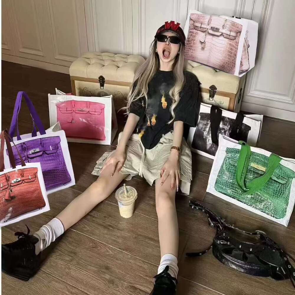 Shopping Bags 2024 INS Blogger's Parody Creative Grocerybags Platinum Bag Remake Fashion Same Fitness And Leisure