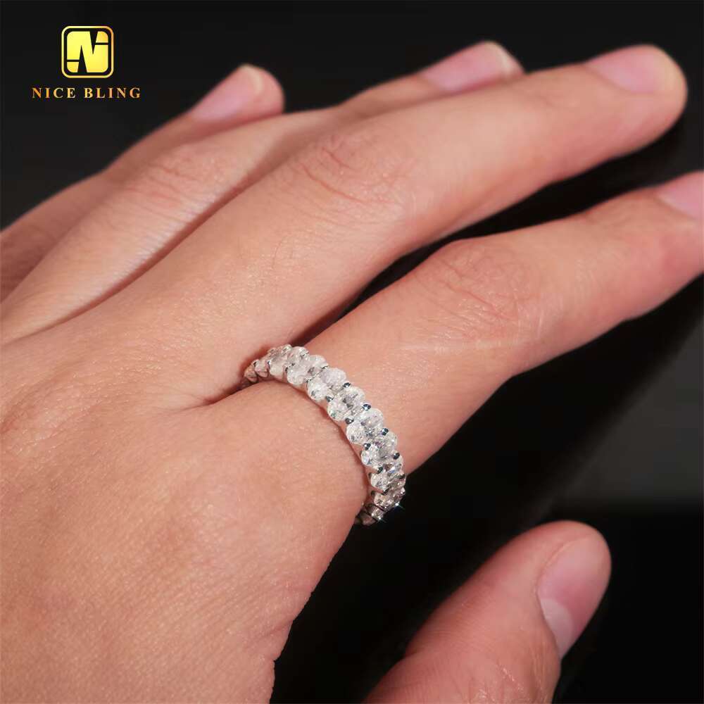 Oval Cut Silver Plated Wedding Ring VVS Moissanite 925 Silver Rings Daily Jewelry Diamond Engagement Ring for Women Men
