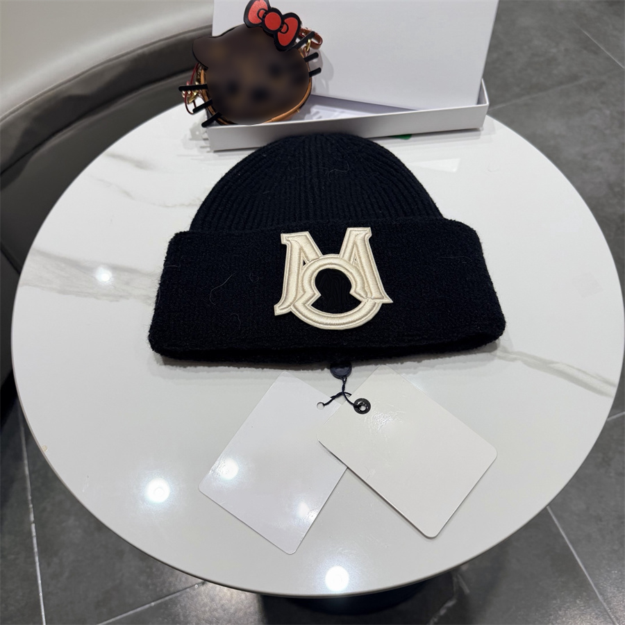 Unisex Beanies Designer Luxury Knitting Hat Letter Pattern Versatile Dome High Quality Windproof Warm Caps Thicken Knitted Beanie Skull Caps Outdoor Activities