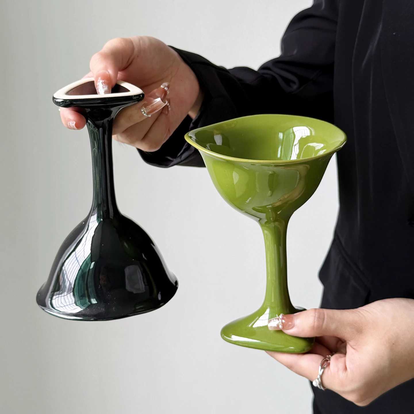 Vintage High Footed Cup High End Girl Birthday Gift Ceramic Coffee Cups Household Light Luxury Irregular Mug Kitchen Supplies Y251125