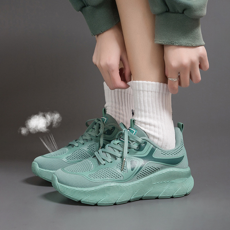 Free Shipping Designer Running Shoes Mens Trainers Sneakers Womens Iridescent flying Mesh Weaver Breathable Comfortable Casual Sports Platform Outdoor