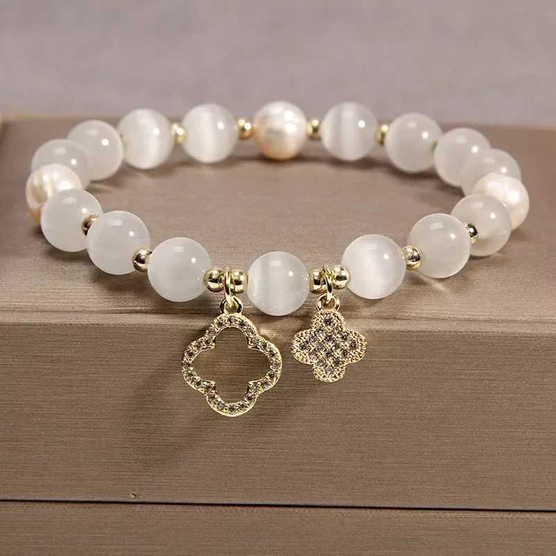Womens Lucky Four-Leaf Flower Crystal Bracelet Elastic Rope Pearl Transfer Bead Hand Chain Jewelry Bangles Gift J251125