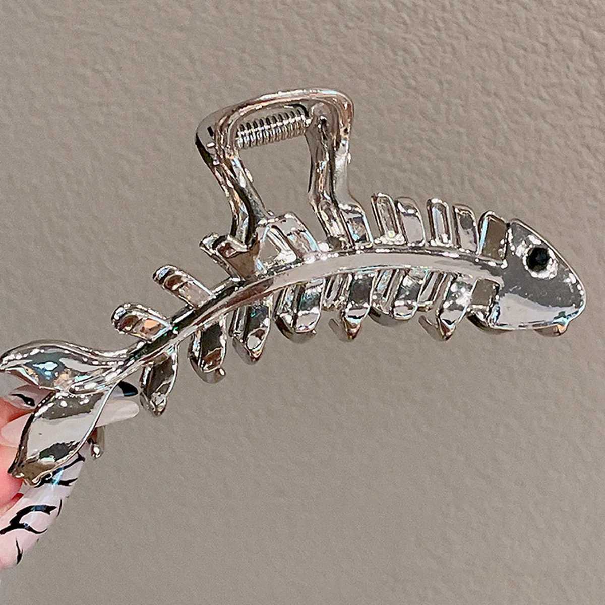 1 piece of silver warm fishbone hair claw female headband hair clip retro classic hair clip accessoryT250425