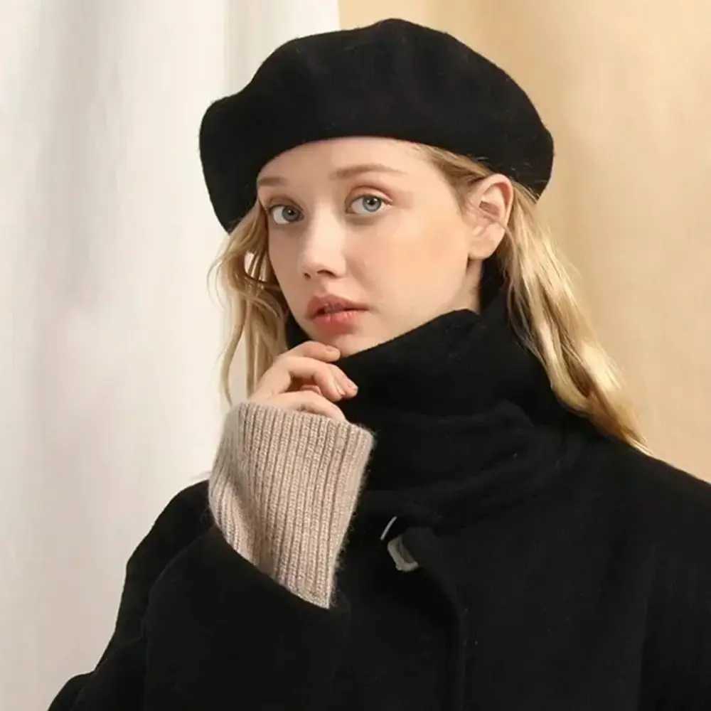Fashion Warm Winter Wool Berets Hat Retro Elegant French Artist Hat All Matched Solid Color Felt Berets Women Girls J251125