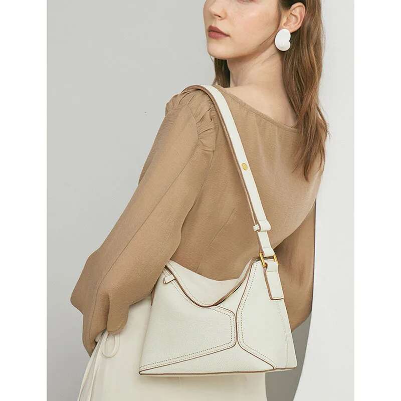 2025 New Genuine Leather Women's Shoulder Crossbody Geometric Armpit Bag