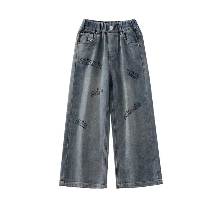 Girls straight leg jeans in spring and autumn vintage style medium to long term large childrens loose 250414z