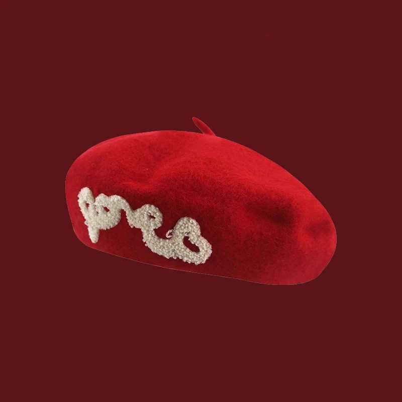Red Christmas Beret for Women - Autumn Winter Retro Style One-Size with Big Head Fit Face-Framing Design Holiday Headwear J251125