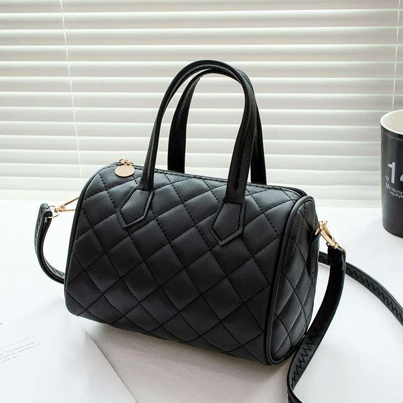 Women's New Trend Fashion Casual Four Leaf Grass Printing Cross Shoulder Pillow Bag Lingge Embroidered Handbag