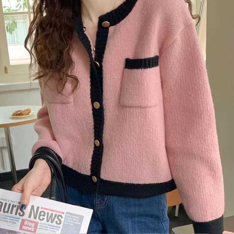 Fashionable and beautiful Korean gentle womens short blouse autumn and winter temperament all-match commuter knitted cardiganT251125