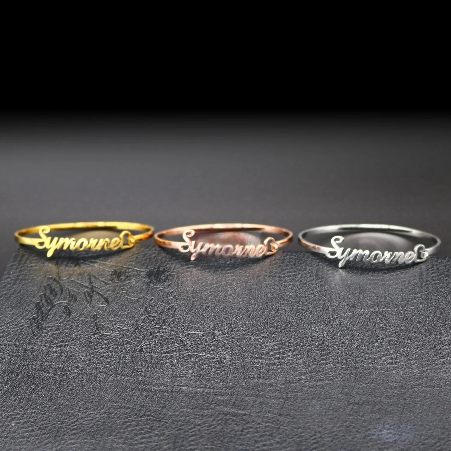 Customized stainless steel name ring bracelet with adjustable English name for couples. Customized gold-plated bracelet jewelry gift 250422
