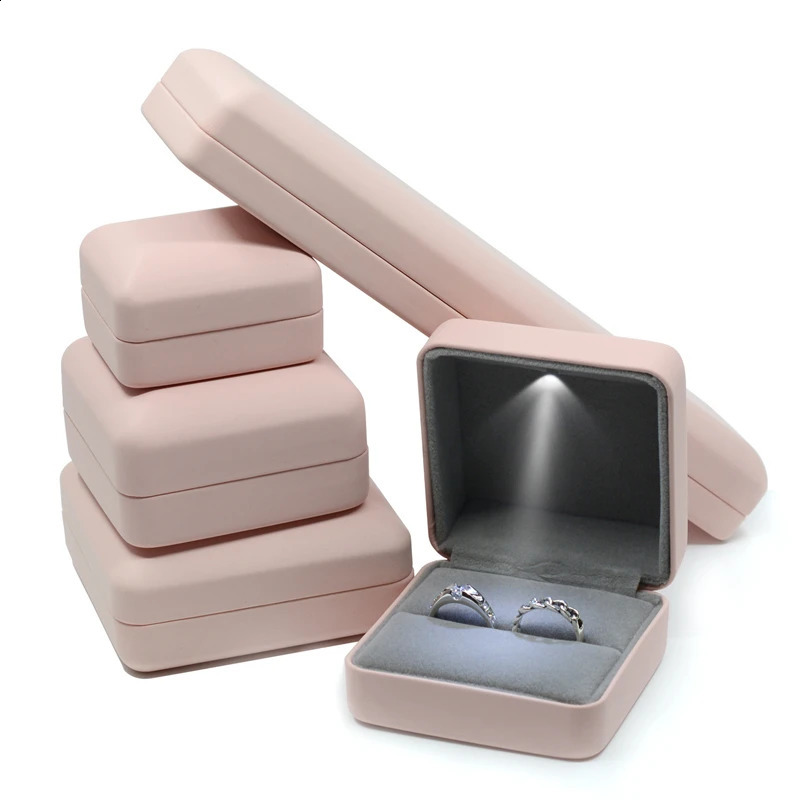 Engagement Ring Earrings Box For Women Jewelry Pendant Box with LED Light Bracelet Jewellery Case Wedding Necklace Display Case 250424