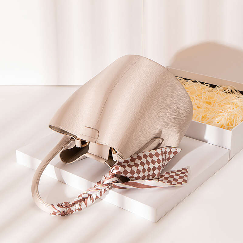 Large Capacity Versatile Bucket New High End Small Red Bridal Wedding Women S Bag
