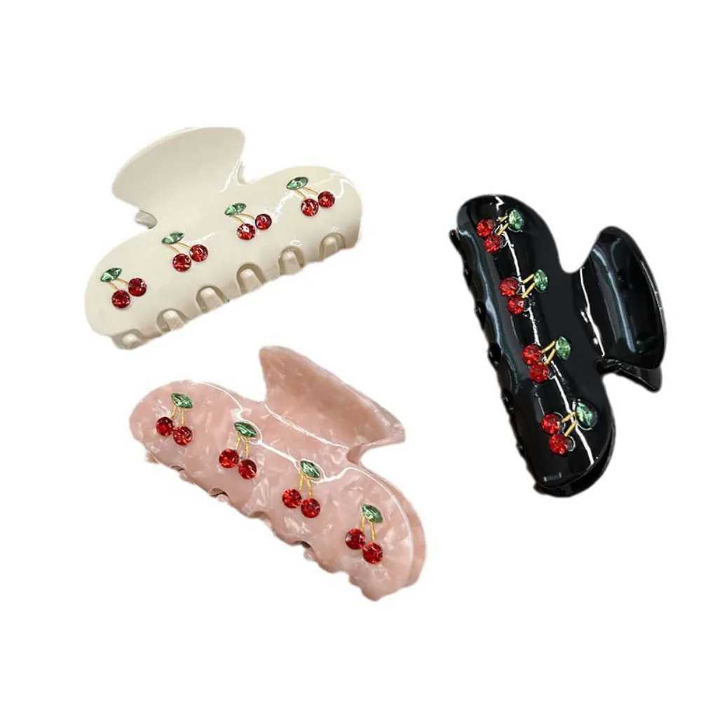 Elegant and simple hair clip temperature cherry glitter grip clip womens hair clip medium shark clip headwear fashionable hair accessoryT250425