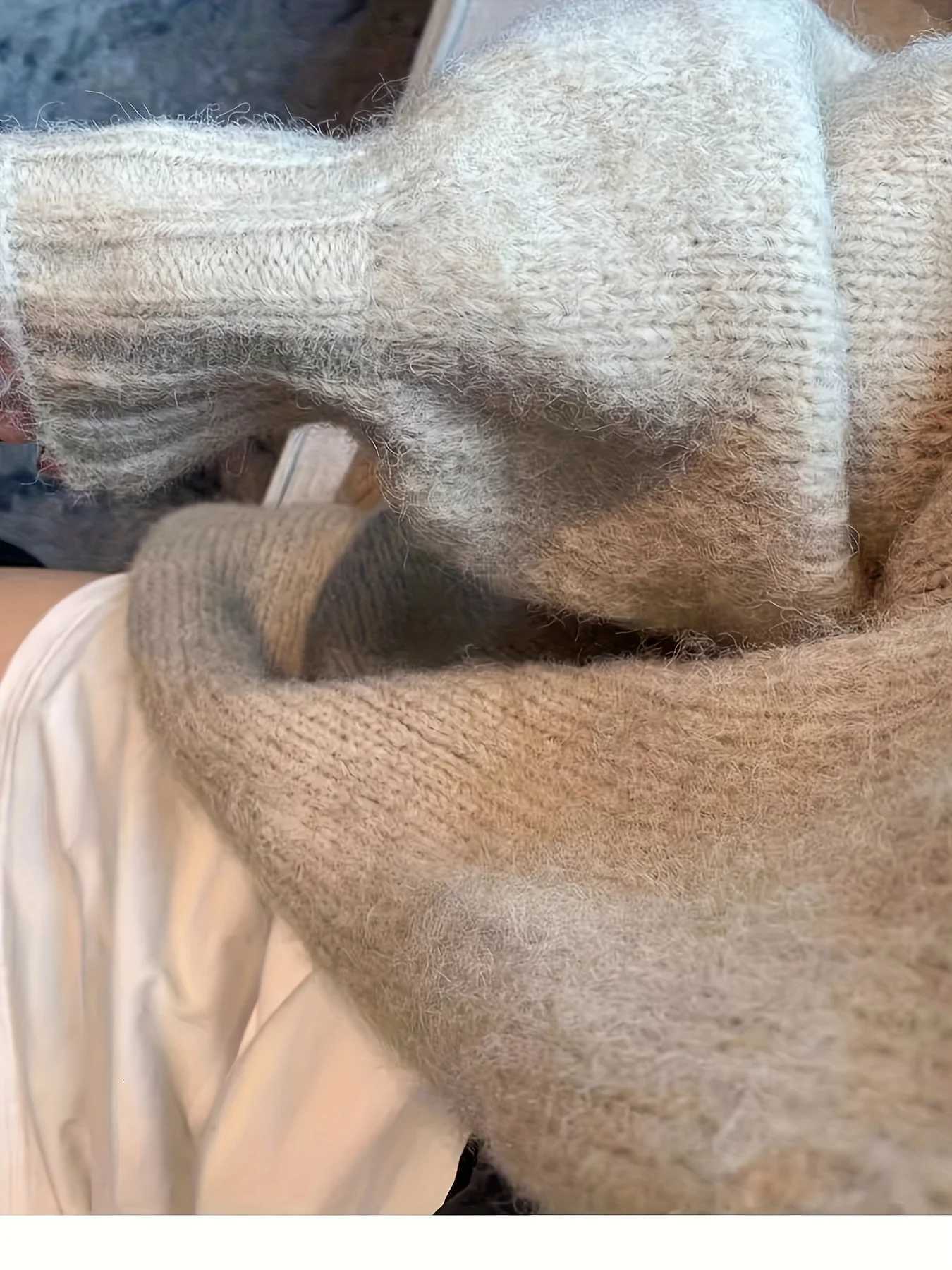 A new spring soft and thickened knitted cardigan 2025 Spring loose and lazy style essential to cover fat and show slimnessT251125