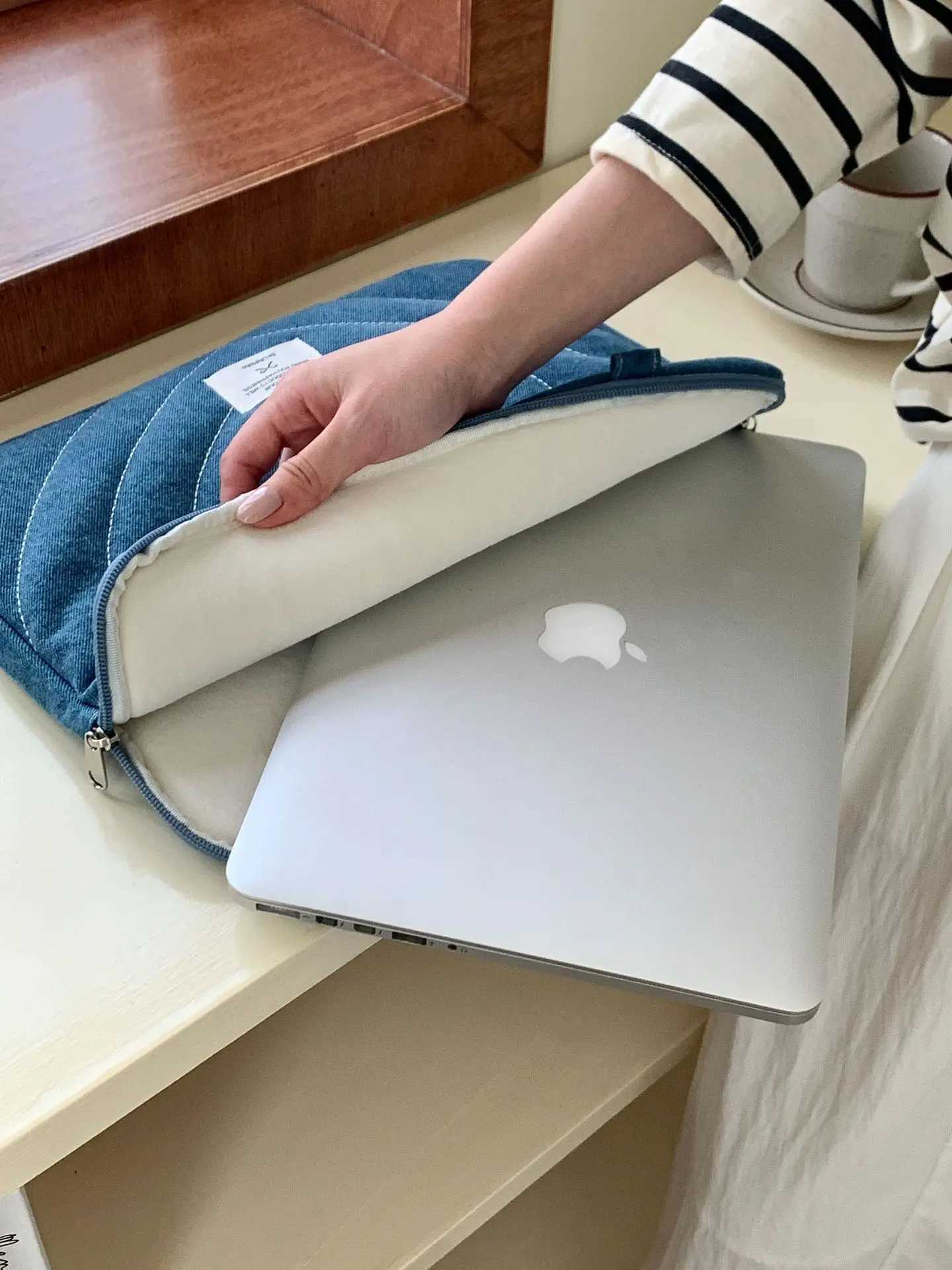 Korean New Washed Denim Embroidered Laptop Bag Suitable For MacBook 156 Inches Dirt-Resistant And Waterproof Portable SturdyT251125