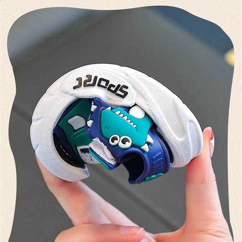 Childrens summer boys cute cartoon girls sandals baby shoes girls beach shoes sports soft anti slip casual childrens sandals 250424