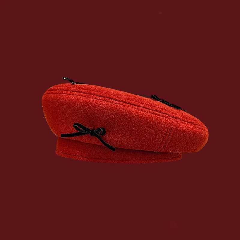 Red Christmas Beret for Women - Autumn Winter Retro Style One-Size with Big Head Fit Face-Framing Design Holiday Headwear J251125