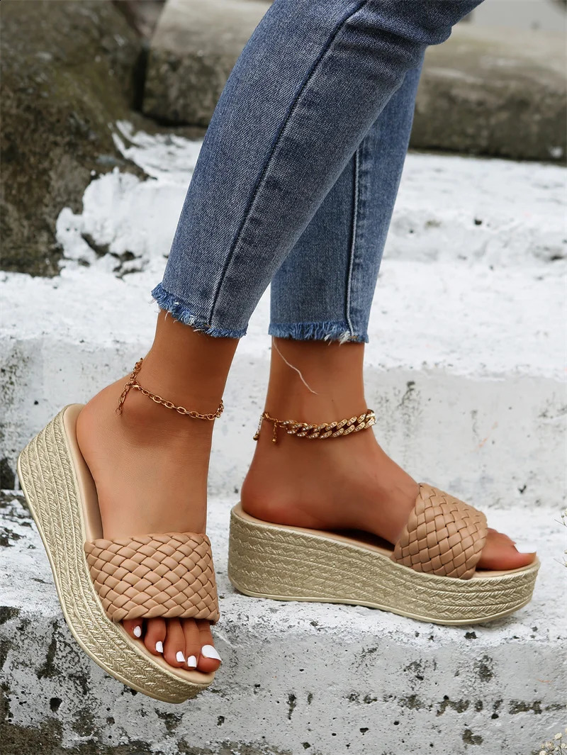 2024 Summer round toe casual and comfortable fish mouth wedge platform shoes solid color fashion sexy womens sandals 250421